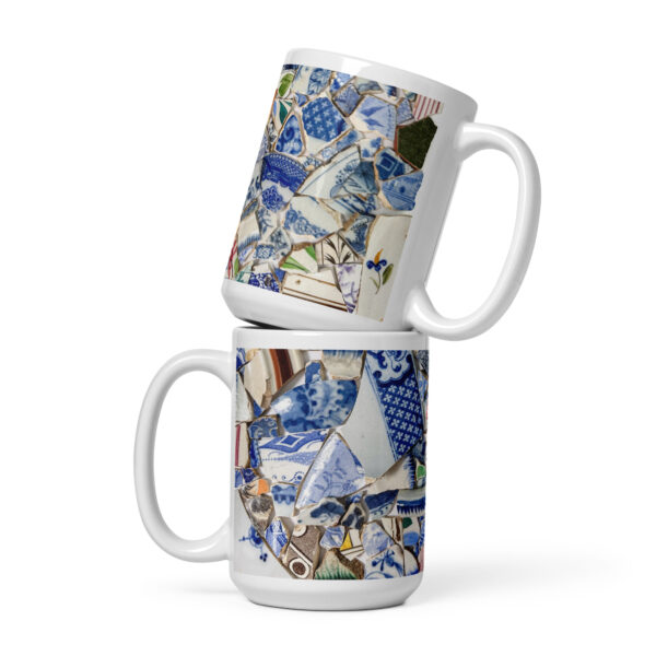 St Croix Chaney Flowers White glossy mug - Image 2